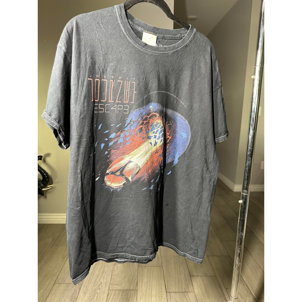 The Vinyl Icons 2019 Journey Escape Band T-Shirt
